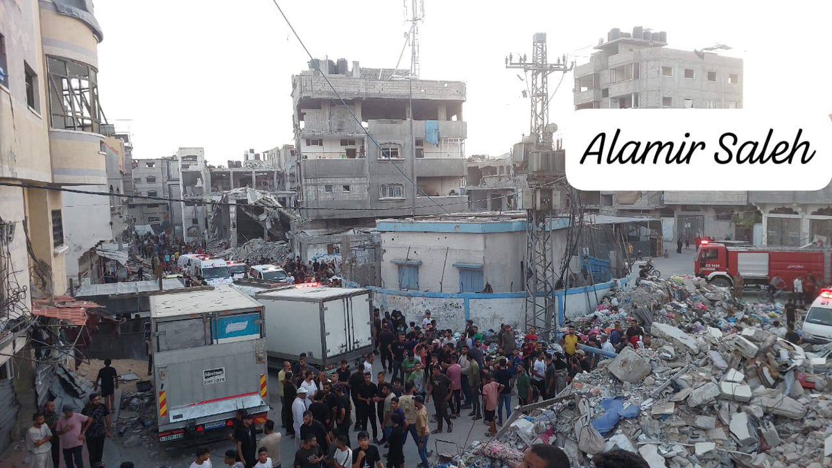 OnlinePalEng's tweet photo. Israel occupation warplanes targeted a residential apartment in the Al-Matheen building in the Al-Tawbah neighborhood in the Jabalia refugee camp, north of the Gaza Strip. https://t.co/p0XhONwg4f