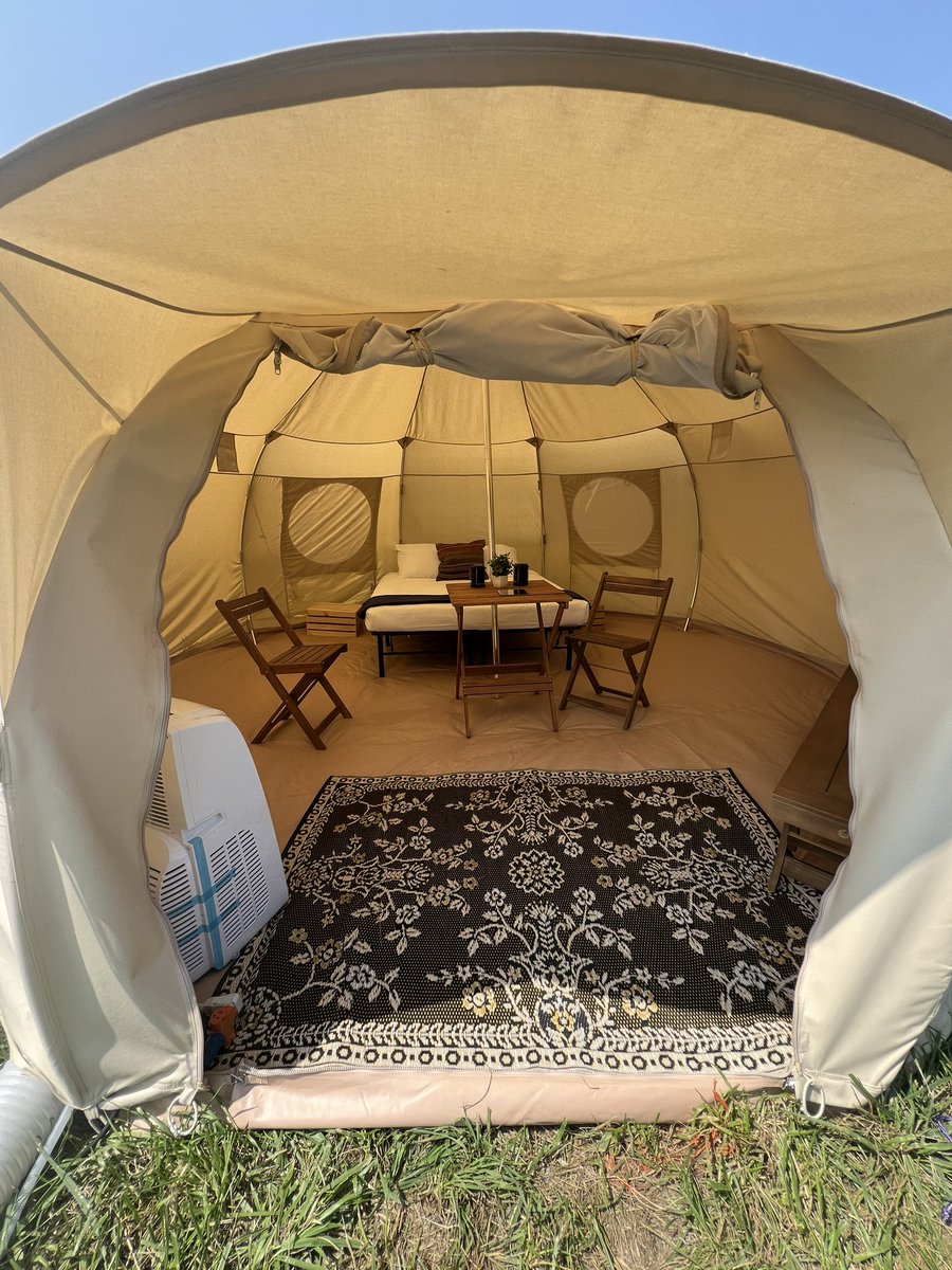 We made it! 😅🙌🏼🥳 easy peasy and great spot. Our tent is literally right next to the festival entrance (no getting lost tonight! 🤣)