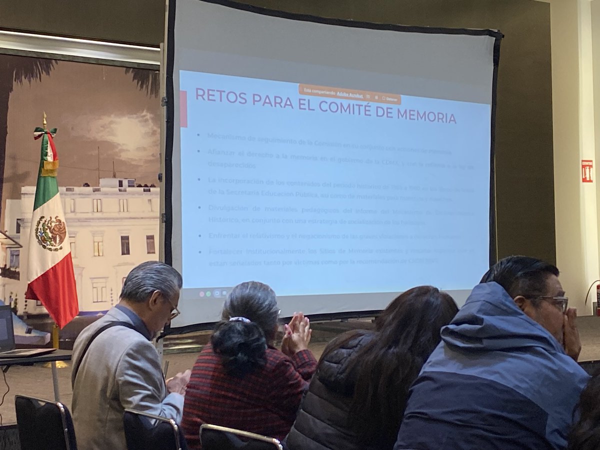 HIJOS_Mexico's tweet photo. Mariana Gómez resalta “la memoria como derecho y la verdad como bien público” pero también lamenta que “ley de memorias hasta el momento, no tenemos”. Presenta avances como @memoriacircular, digitalización de fichas DFS, restitución de expedientes y plataforma en línea “Memórica” https://t.co/j7iJcOzPmY