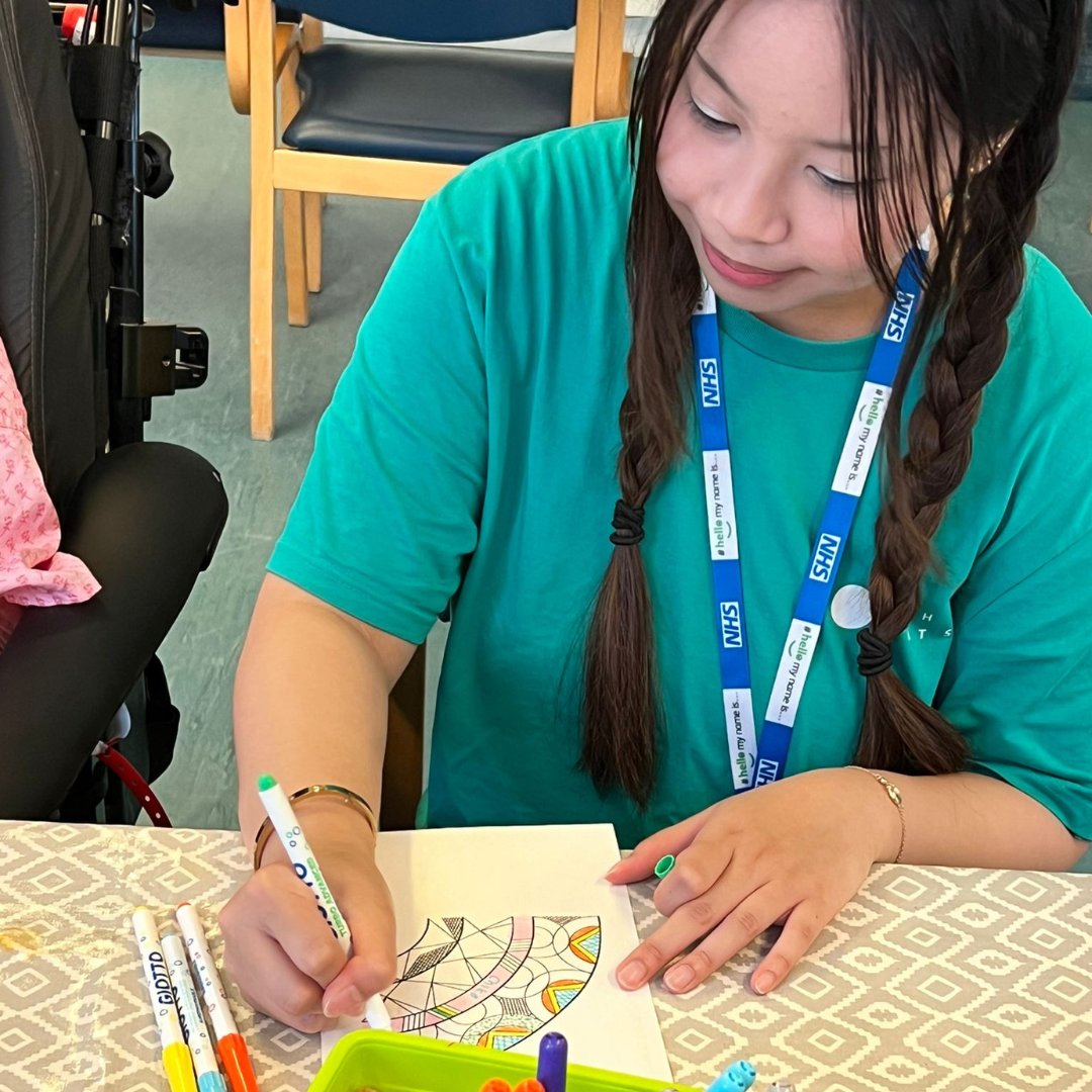 CUH Arts (@cuhartsnhs) on Twitter photo Artist Sa'adiah Khan has been bringing colourful mandalas to patients and staff across our <a href="/CUH_NHS/">Cambridge University Hospitals NHS</a> wards. 🎨
She invites everyone to think about 'words that have meaning to you' and incorporate them into their own unique design. We've had some beautiful, creative responses🖌️ Artist Sa'adiah Khan has been bringing colourful mandalas to patients and staff across our <a href="/CUH_NHS/">Cambridge University Hospitals NHS</a> wards. 🎨
She invites everyone to think about 'words that have meaning to you' and incorporate them into their own unique design. We've had some beautiful, creative responses🖌️
