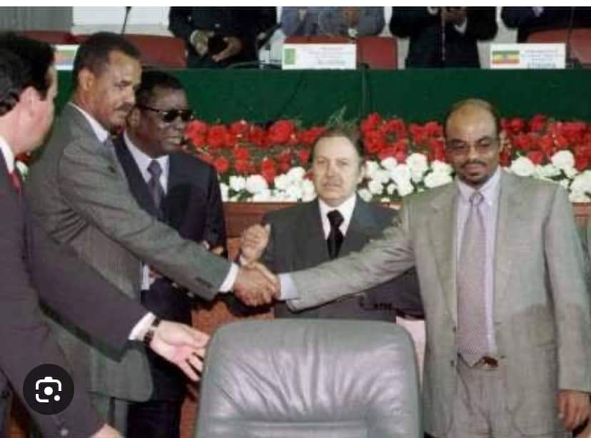 TAwtoosiye's tweet photo. Ragani waa pr minister #malez- sanawi iyo #Asias-Afewerki xiliguna waa kala bixii labadda dawladood wakhtigaasi waa 1993,Ethiopia waxay garwaaqsatay jiritaanka dalka Eritrea, Somalia taas ayaa lagud boon si ay dagaal qadhaadh uga baaqsato Somaliland- eth vs Somalia-Masar https://t.co/UO4MlYiwqr