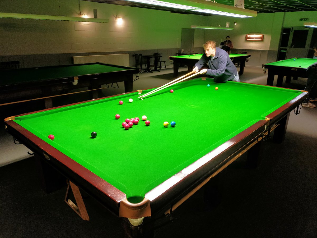 No better way to celebrate getting into <a href="/sheffielduni/">The University of Sheffield</a> than a frame of snooker - next stop the Crucible for the World Champs....