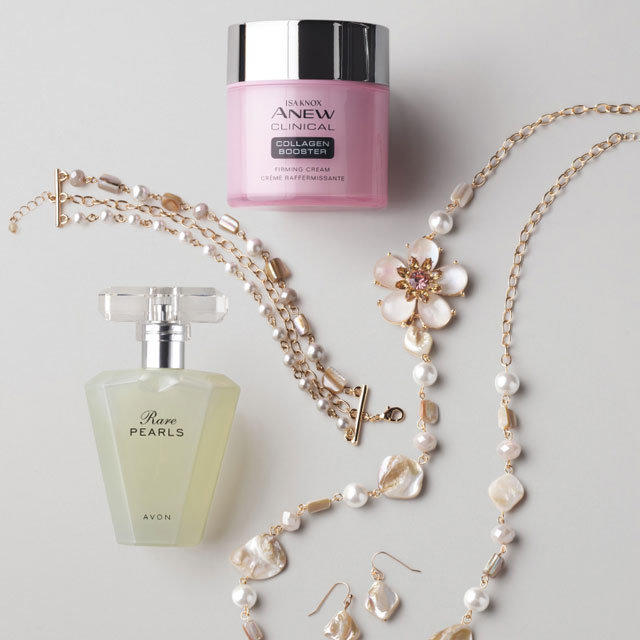 ssmith7839's tweet photo. $102.99 VALUE
Summer Selfie 3-Piece Set
ONLY $29.99 WITH ANY $15 PURCHASE
Mother-of-Pearl Blossom 3-Piece Jewelry Set, Rare Pearls Eau de Parfum, Anew Clinical Collagen Firming Cream.

Shop Now https://t.co/Uq6mqNXrXl

#avon #avonrep #jewelry #skincare #perfume #LimitedTimeOffer https://t.co/RsWTfrOv1T