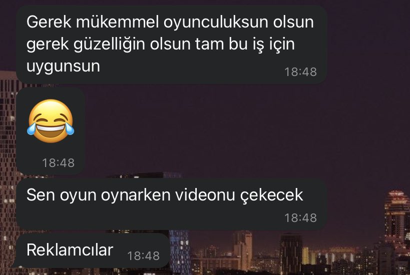 EssEsss_'s tweet photo. Mükemmel oyunculuğumun bir gün keşfedileceğini biliyordum 😌💃💃 https://t.co/QjowNdT5be
