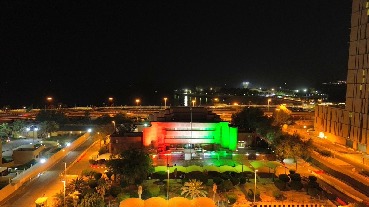 indembkwt's tweet photo. The iconic Embassy @indembkwt building in Kuwait lit up in national tri-colour as part of 78th Independence Day of India celebrations. https://t.co/JqJUH5jRxi