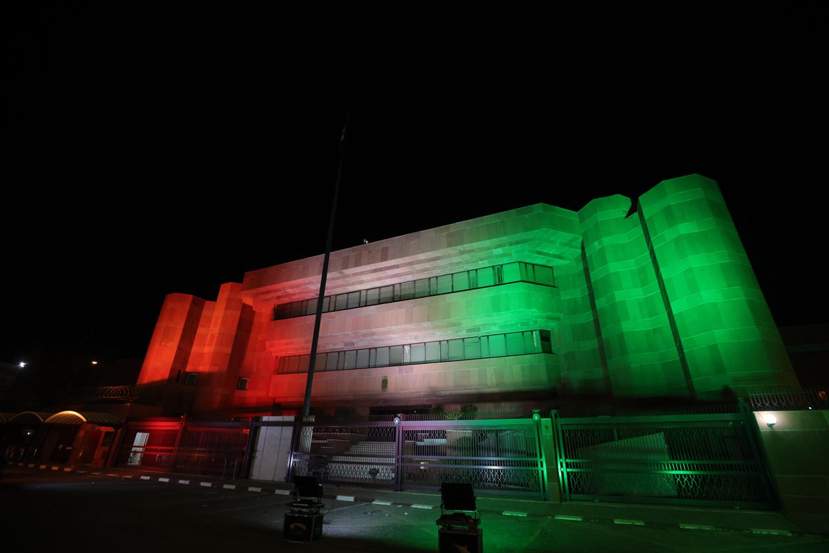 indembkwt's tweet photo. The iconic Embassy @indembkwt building in Kuwait lit up in national tri-colour as part of 78th Independence Day of India celebrations. https://t.co/JqJUH5jRxi