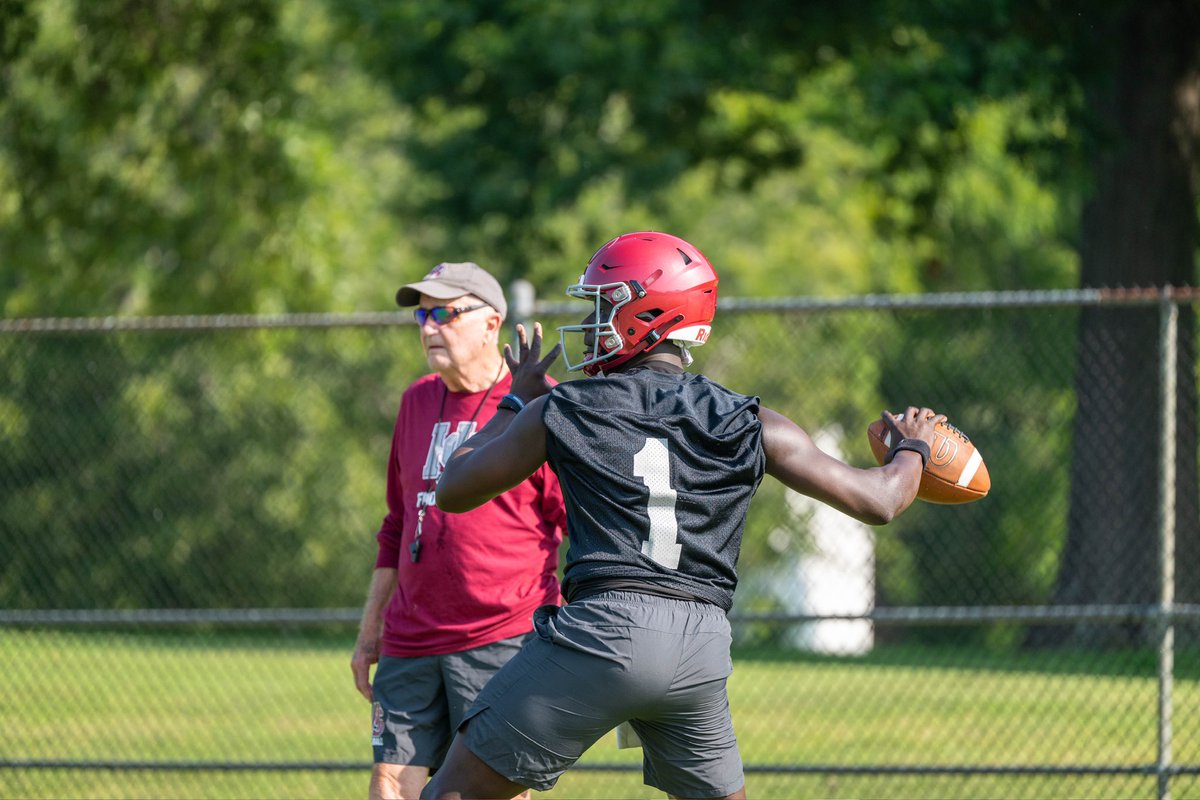 HSC1776's tweet photo. Tiger Ball is back in action! 🏈😎🔥 @HSC__FOOTBALL https://t.co/J4a7KjrCko