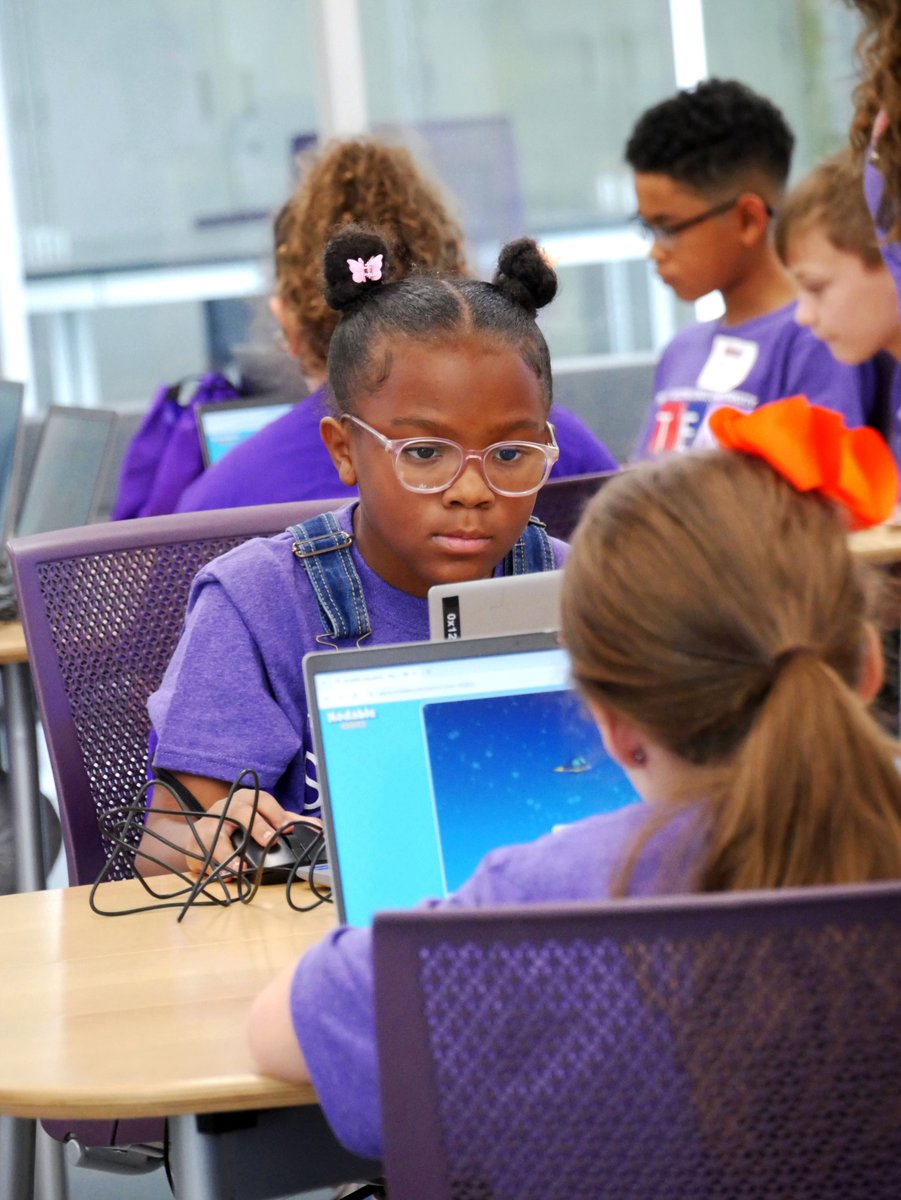 SFASTEMcenter's tweet photo. Little STEM Jacks - Beach Clean-up
In this activity, students learned about the dangers relating to pollution in water ways, followed by an introduction to coding. The students then put their skills to practice by programming their "fuzz" character to pick up trash from a beach. https://t.co/MVala9CGeA