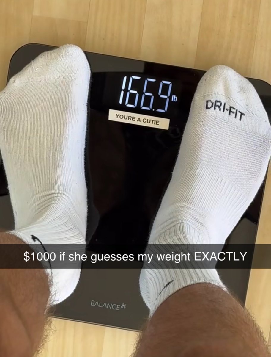 GingerTint's tweet photo. @todderic_ Will you please tell @DavidDobrik I want to huff his socks? https://t.co/zsJJL1bZwV