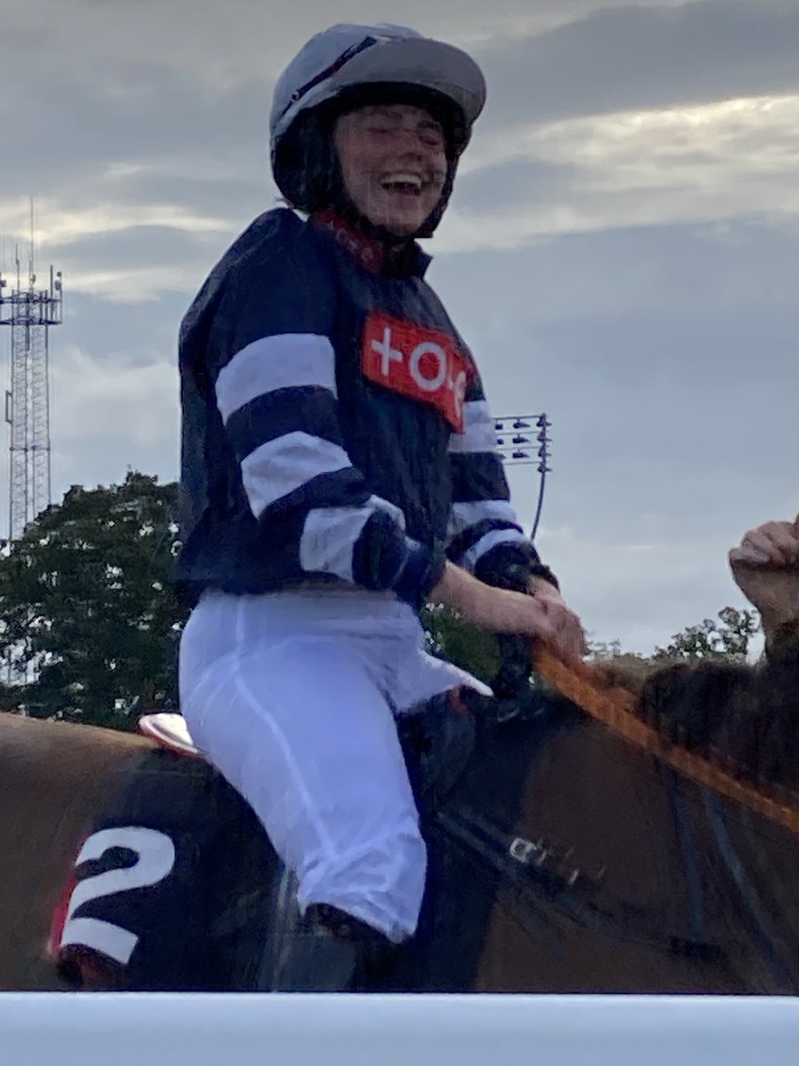 The joy of riding a winner - well done <a href="/Aliciaperkins55/">Alicia Perkins</a> and <a href="/MarkUsherRacing/">Mark Usher</a> ; great ride and well sat at the start