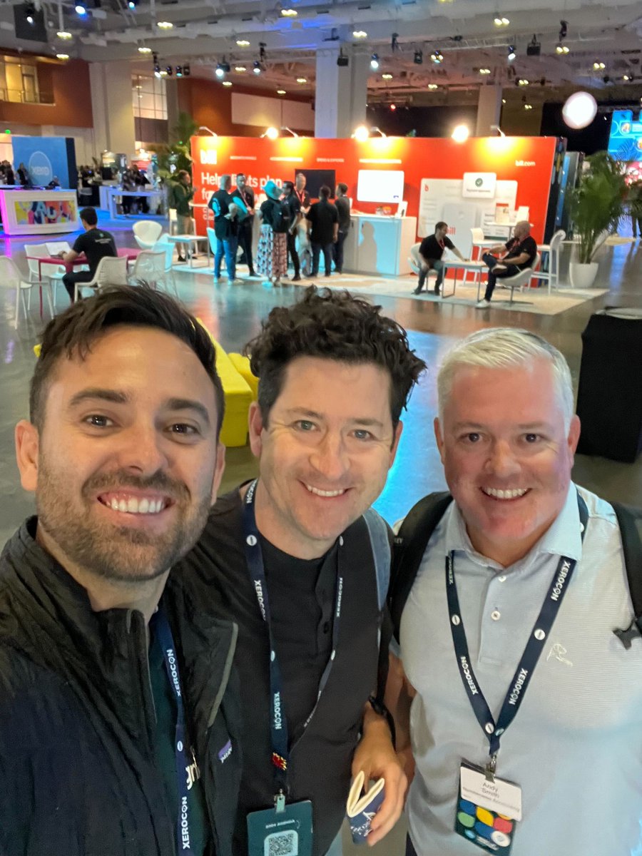 ignitionapp's tweet photo. From long-time customers to brand-new booth sign-ups, we love meeting our Ignition Community members. 

If you're at #Xerocon Nashville, stop by E+1 and meet the team. Some of them flew all the way from Australia to meet you! https://t.co/R8jakj8Iwu