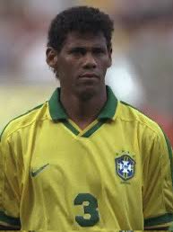 stephenbeere's tweet photo. @90sfootball Aldair https://t.co/VBYLRo3DfW