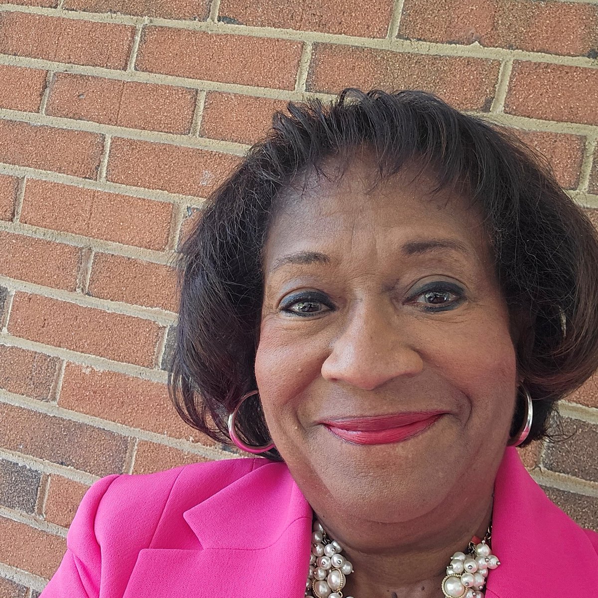 DurhamCounty's tweet photo. As Chief Communications Officer, my #DCoPIO team and I thank everyone for participating in this year's #CityHallSelfie Day! ! It's always fun to see how everyone shows up! #DCoRocks! https://t.co/WNtQ1VWcHf
