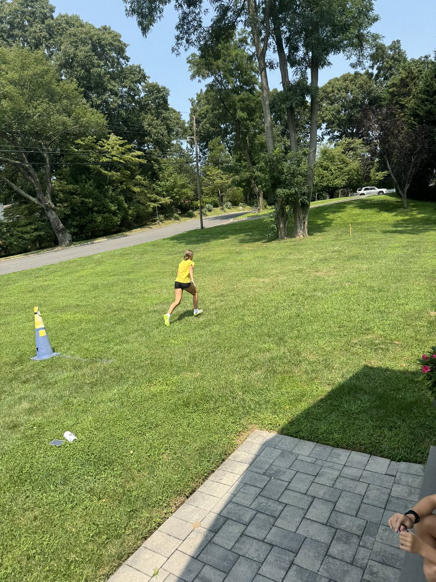 addie_ingwersen's tweet image. Running that beep test 🏃‍♀️🏃‍♀️💨
@ImCollegeSoccer @ImYouthSoccer @TopDrawerSoccer @Get2CollegAth @CollegeSoccerID @PrepSoccer @collegeboundat 
#nodaysoff #hardestworkerintheroom 
#competitionmindset