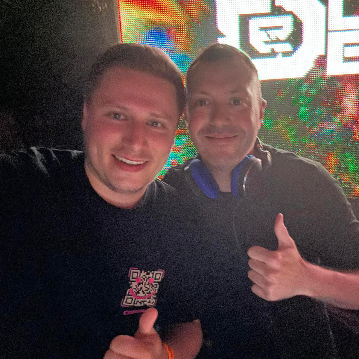 TRANCE SANCTUARY (@trancesanctuary) on Twitter photo It was great to see these two rising talents playing on the same lineup last weekend in Belfast.
<a href="/InoblivionMusic/">Inoblivion</a> & Danny Eaton will play in London on Sat 9th Nov for Trance Sanctuary presents Kearnage having both released tracks on <a href="/kearnagerec/">Kearnage Recordings</a> 🙌
#trance #trancefamily It was great to see these two rising talents playing on the same lineup last weekend in Belfast.
<a href="/InoblivionMusic/">Inoblivion</a> & Danny Eaton will play in London on Sat 9th Nov for Trance Sanctuary presents Kearnage having both released tracks on <a href="/kearnagerec/">Kearnage Recordings</a> 🙌
#trance #trancefamily