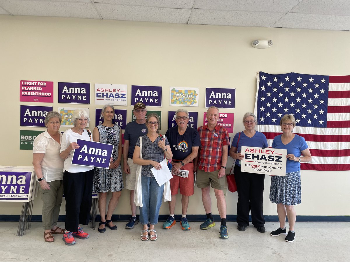 AnnaPayne4PA's tweet photo. Thank you to all the volunteers who helped door-knock yesterday in Middletown and Northampton Townships. 

Together we are going to flip #HD142 blue this November!  Sign up to knock doors or phone bank below💙

https://t.co/opDHurgQwv https://t.co/SduwYVUVra