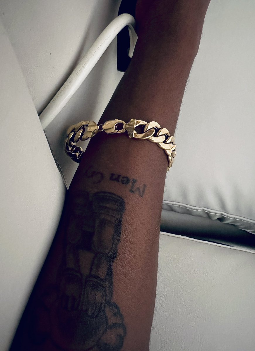 BASHOLOYE007 tweet media