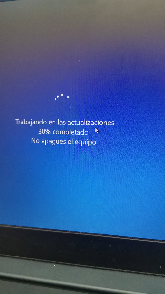 joelopaz's tweet photo. A veces la vida no te deja ser productivo por más que uno quiera 😔 https://t.co/caVy5pCL7v