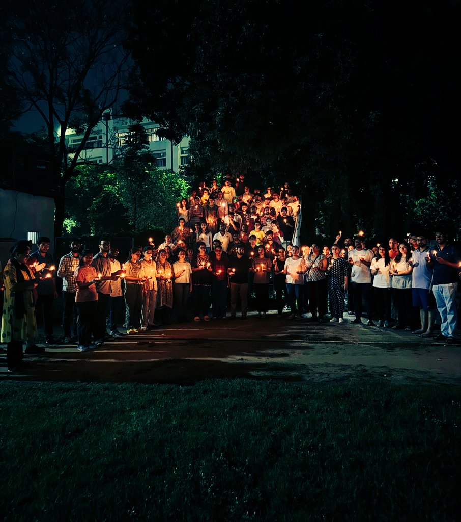 tea_on_loop's tweet photo. As we assemble for the fourth day of fighting for justice at PGIMER Chandigarh, a collective ache in our hearts speaks up with the loudest voice, and ignites a hope that just this once, we will be heard. https://t.co/e8dTo2MsZo