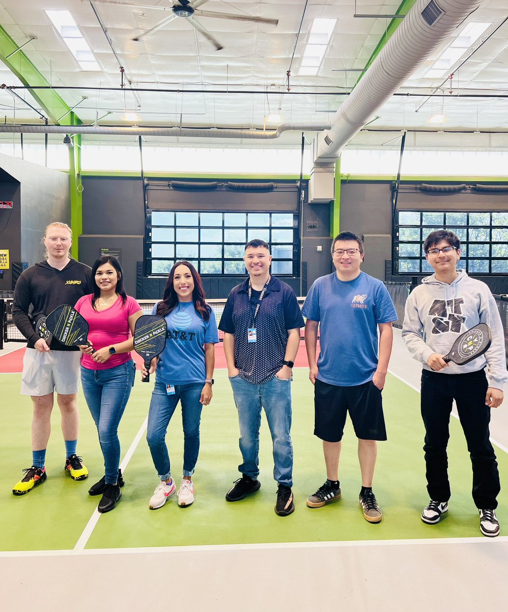 Veemann10's tweet photo. Recognizing our 20+ club of voice sellers for July! Appreciate this elite team of experts 🔥🎾🏓 TY for all you do! @Farzad_Farokhi @AlyssaMoore_12 #Spartans #Lifeatatt #moorein24 #KAMOKonnects https://t.co/XLbNTVxhUh