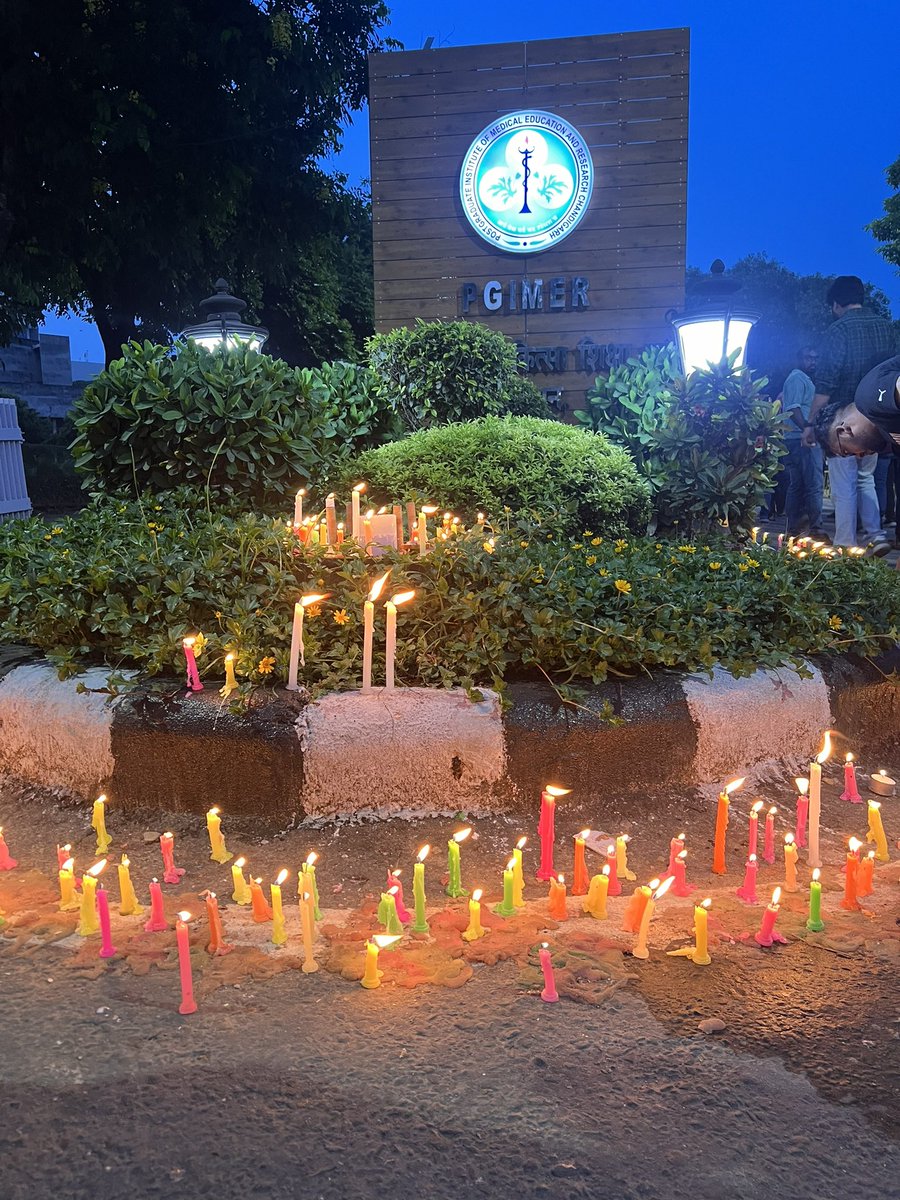 manjunishani's tweet photo. For the first time, I do not feel proud, happy, or excited about this day because I am reminded of broken glass being punched into the eyes of my fellow doctor, raped and murdered in her own workplace.
A False sense of freedom 
#justiceformaumita 
#wedemandcpa 
@ARD2024PGIMER https://t.co/p1JrMbBmEP