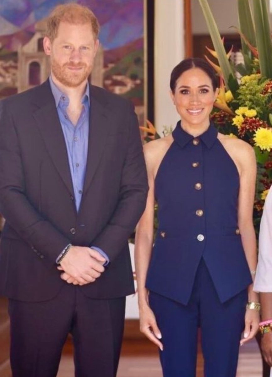 The hate isn't working! 

Just look at how Princess Meghan is glowing.

Thank you ansestors!!

(and her outfit.. A++++) 

😊😊❤️😊