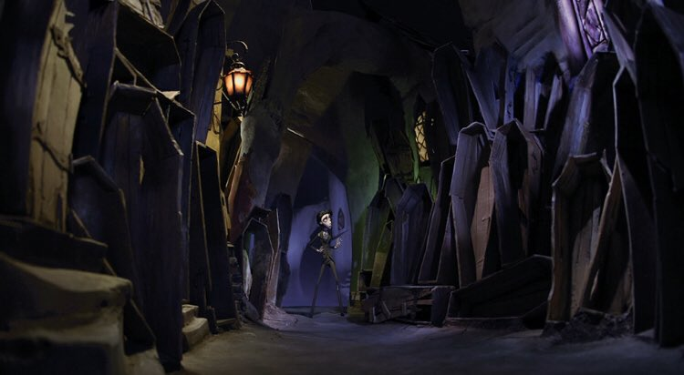 TheCinesthetic's tweet photo. Corpse Bride (2005) dir. Tim Burton https://t.co/nWsW63O2f1