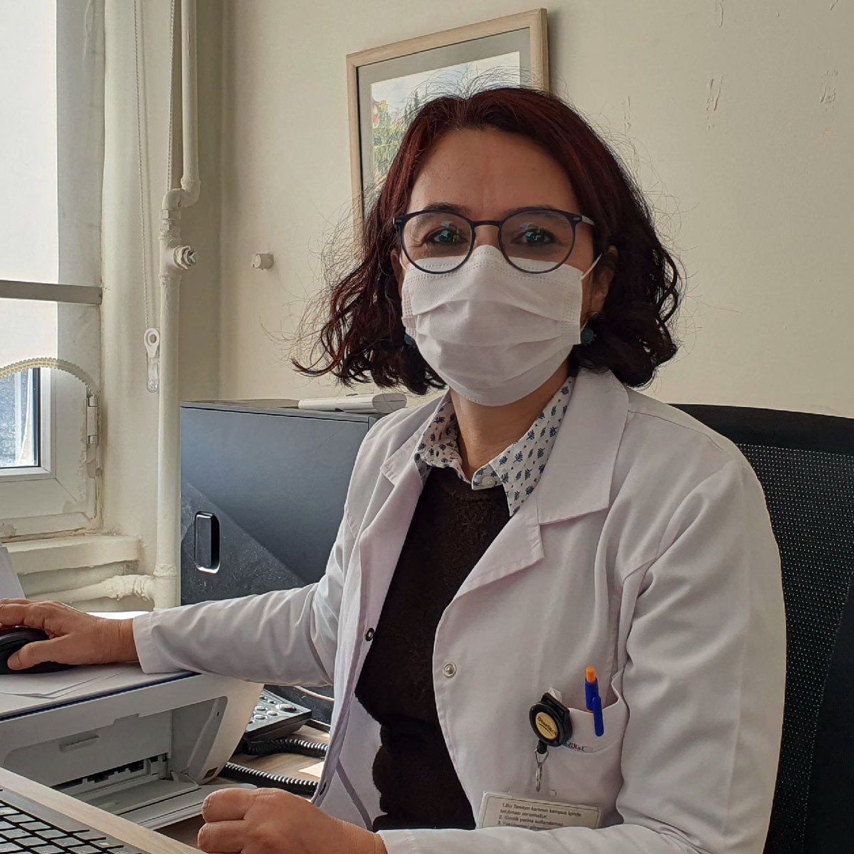 bpthaber's tweet photo. Prof. Dr. Serap Şimşek Yavuz: "Virüsün yeni tipi daha hızlı yayılıyor. Ölüm oranı yükseldi.

Çiçek aşısının Türkiye'ye getirilmesi gerekiyor." https://t.co/yYW9hvpEV8