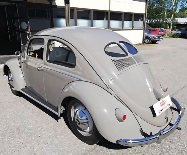 nelmagene2010's tweet photo. Like Love or Leave? Split Window VW https://t.co/hnzZpu73MM