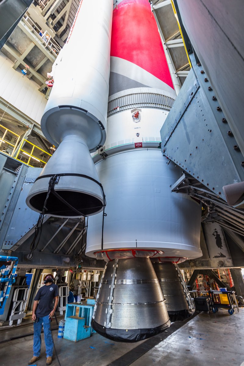 Solid rocket booster (SRB) mate ✓ The GEM 63XL SRBs deliver