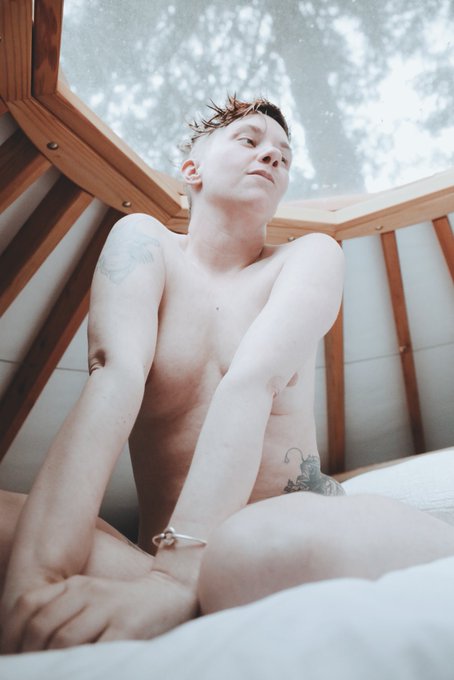 private sauna bliss  i know all the best spots in Portland https://t.co/smE3ZpOkD3