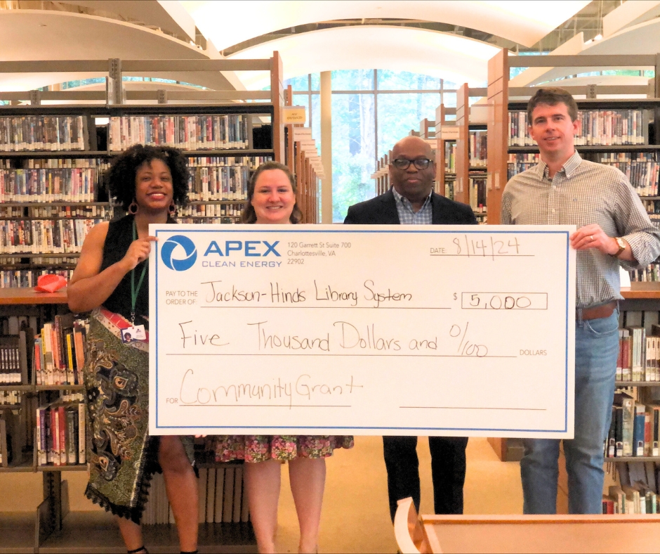 MyJHLS's tweet photo. On Aug. 14th, Apex Clean Energy awards Jackson Hinds Library System's western Hinds County branches a $5000 grant to continue their STREAM activities!  #ApexCleanEnergy #SolarEnergy #RenewableEnergy #GrantFunding  #CleanEnergy #MSLibraries #JacksonMS #HindsCounty #STREAM https://t.co/woCwODyVwY