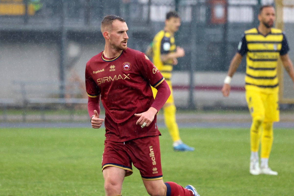 ascittadella73's tweet photo. Frare passa alla #Triestina.

Sei stagioni in granata per Domenico, 150 presenze totali dall’estate del 2018 e in campo in entrambe le sfortunate finali di Verona e Venezia. 

Grazie di tutto Dome e in bocca al lupo!🫶🏻

#frare #ascittadella https://t.co/gi3n72JDgx