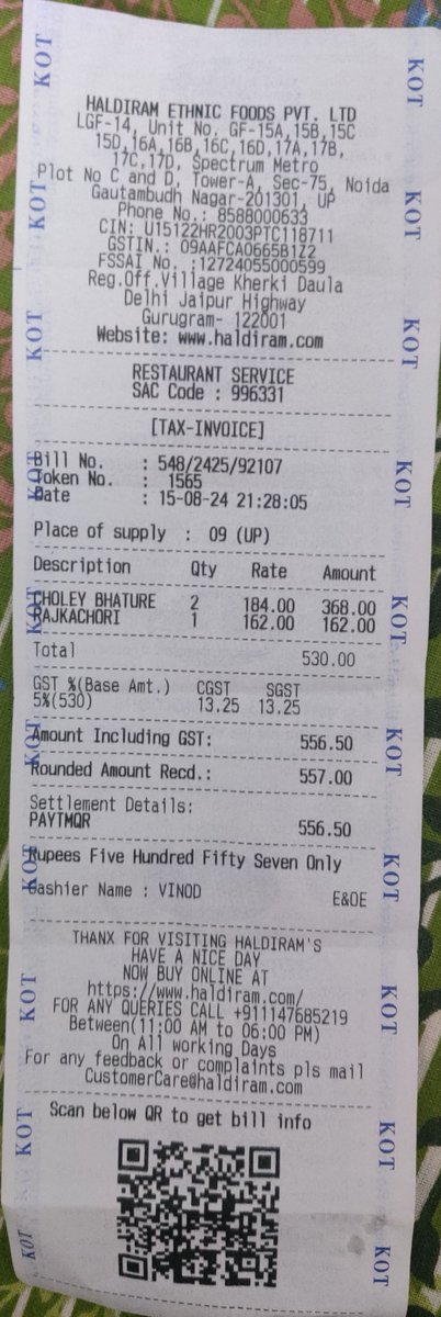 ma_vasu's tweet photo. @NagpurHaldirams incomplete takeaway order served,2 bhatura short, only 1 in each parcel,due to rush I didn't dine in, pathetic service,mob not being answered, issue refund,9936794538 https://t.co/J2ywm8czuW