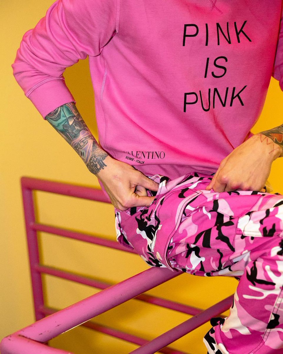 4th March 2018….

Tell me again how he stole the whole pink thing?