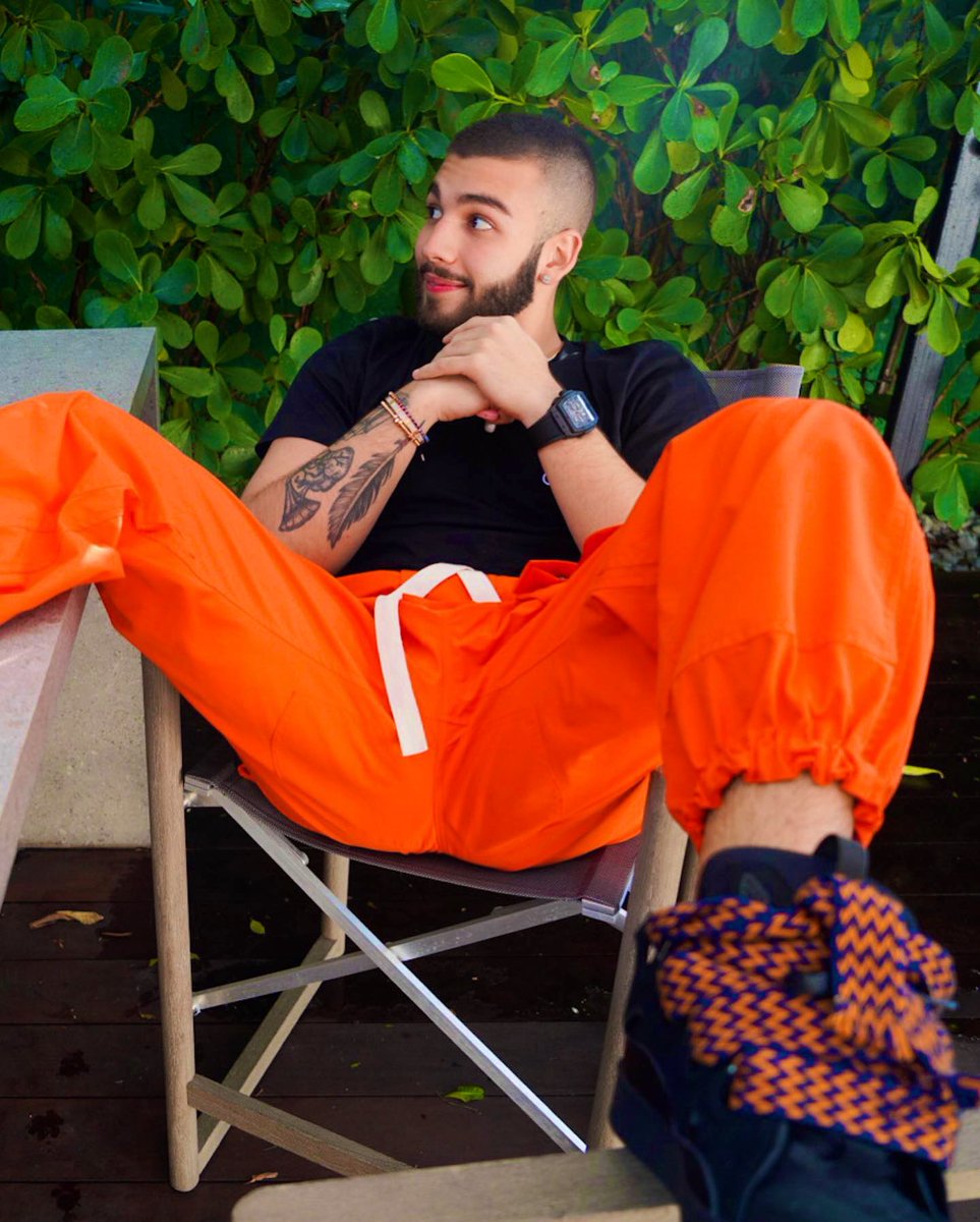 Kind of a pro. Kind of a fuck-up.