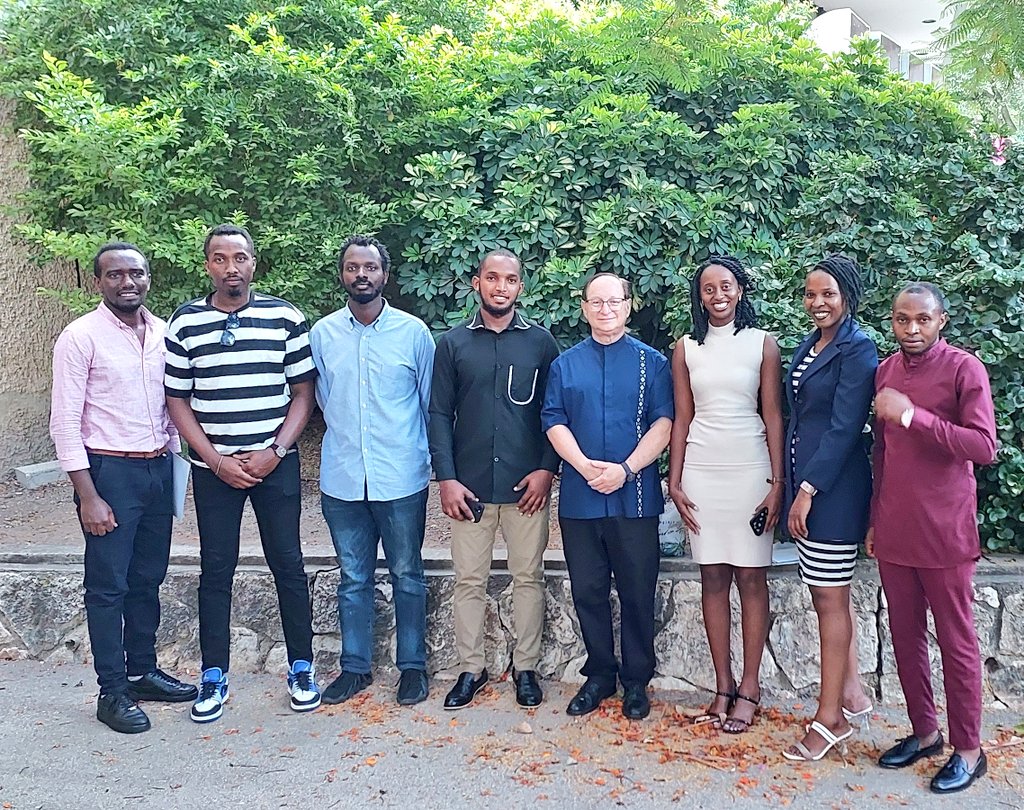 AmbRonAdam's tweet image. I was glad to speak to 120 young Rwandans who graduated the annual agricultural internship in Kineret College. I encouraged them all to go back to Rwanda and use the skills and knowledge they gained in Israel for the benefit of the Rwanda Agro system.
@RwandaAgri
@MASHAVisrael