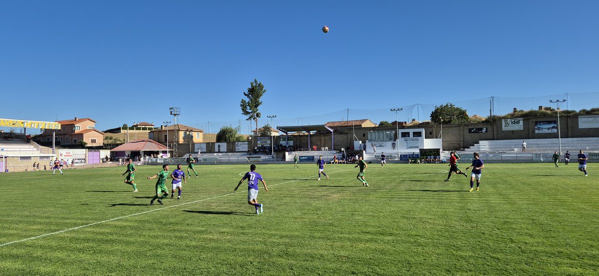 KikeValbu's tweet photo. La Bañeza FC - Atlético Astorga https://t.co/sUzRZMR7jc