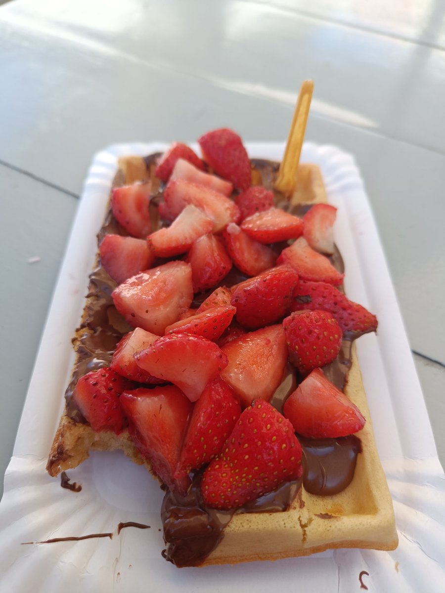 allyrdatarb2us's tweet photo. Poles ensuring that I eat a reasonable amount of fruit daily https://t.co/WK1uPNPTHe