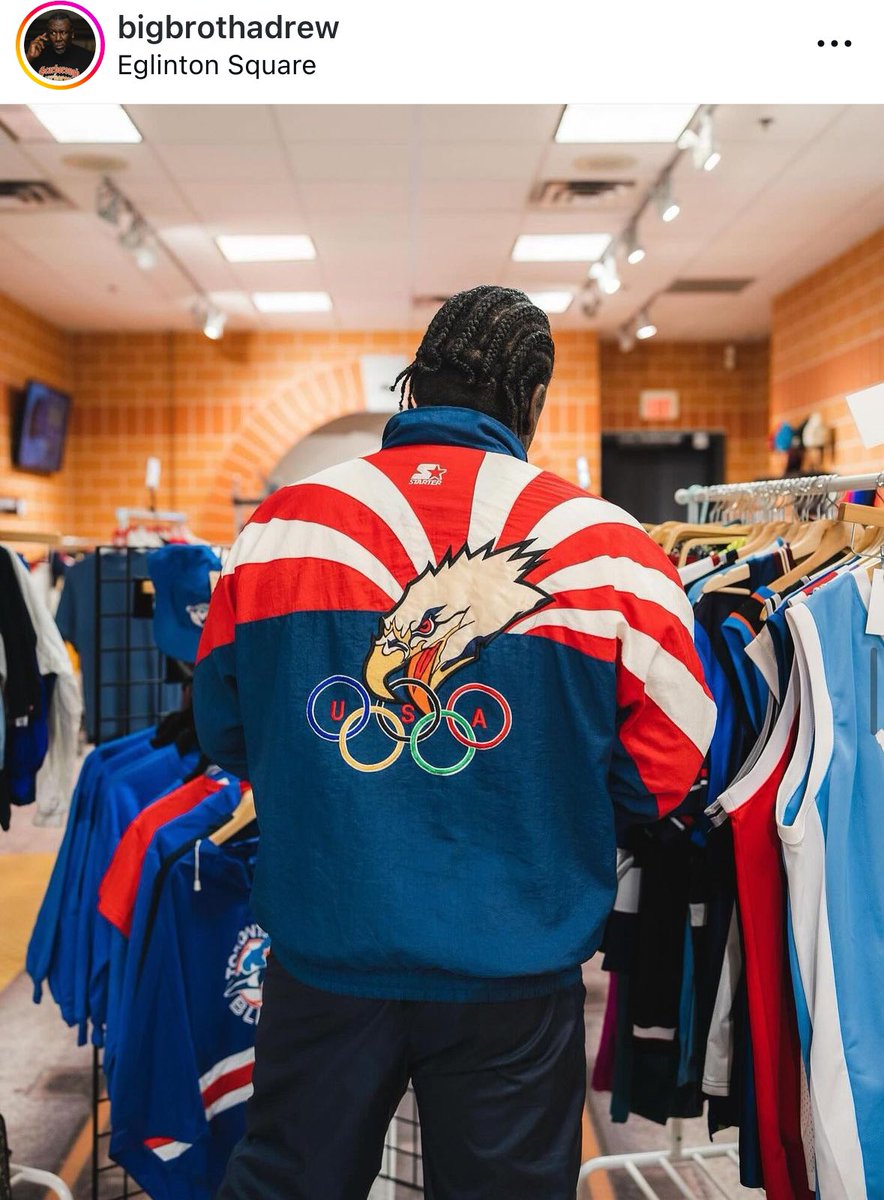 Hey <a href="/Starter/">Starter</a> you need to holla at me and my photographer for taking our photo. Hit my DMs