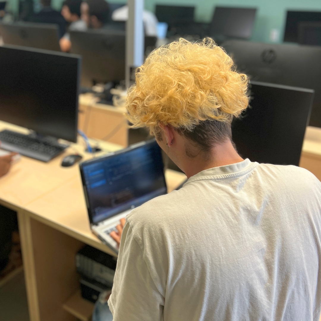 OultonCollege's tweet image. We’re thrilled to welcome back our March Systems Management &amp;amp; Cybersecurity students!
.
Let’s cheer them on as they step into this exciting new chapter!
.
#Cybersecurity #SystemsManagement #OJT #FutureLeaders #Moncton