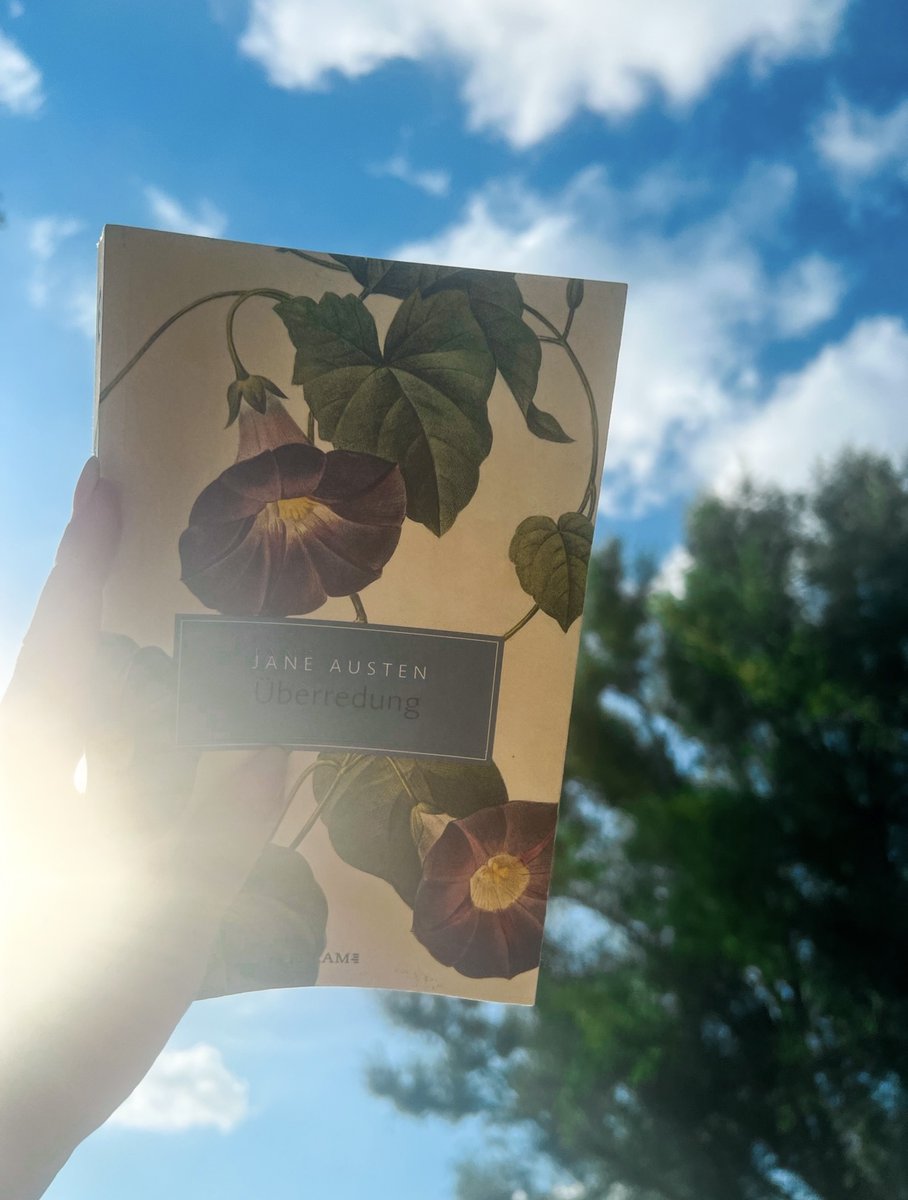 Allein am See zu liegen und Leute zu sehen, die Federball spielen oder grillen und nicht obsessed mit dem Internet sind war heute echt heilsam ☀️🌼🌸