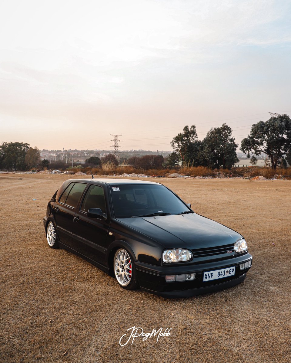 jpegmobb's tweet photo. How can you hate on stance Mara Neey🥺 https://t.co/RCe1rTDgEs