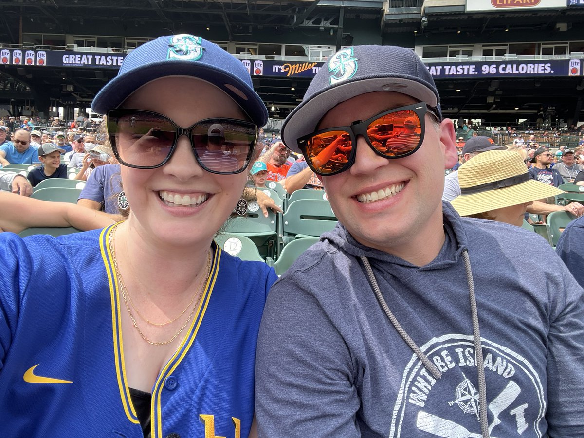 asmith0711's tweet photo. Day 3 rooting for the Mariners in Tiger Territory! 💙🩶💚
#WhereIRoot
#TridentsUp 
@ROOTSPORTS_NW 
@Mariners https://t.co/gg9pxQ2VEm