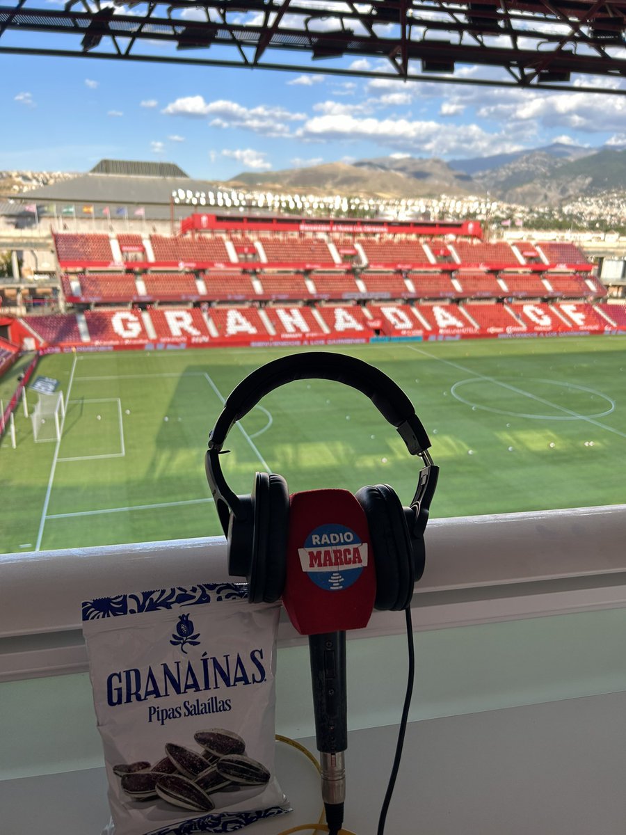rmarcagranada's tweet photo. 👌🏻 Todo preparado para el estreno liguero del #GranadaCF.

⏰ A partir de las 20:00 te contamos el #GranadaAlbaceteBP íntegro con @Joseangelmartos e @IsraelJerezM. https://t.co/eWmceUhIbA