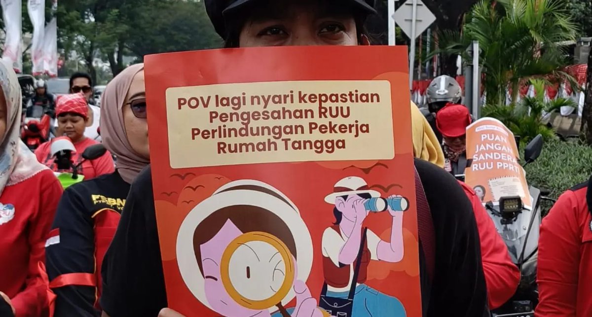 srikandi1998's tweet photo. Yayasan Srikandi Sejati turut berpartisipasi dalam Aksi RUU PPRT

#ruupprt
#yayasansrikandisejati
#yss https://t.co/G2hwFpwRaI