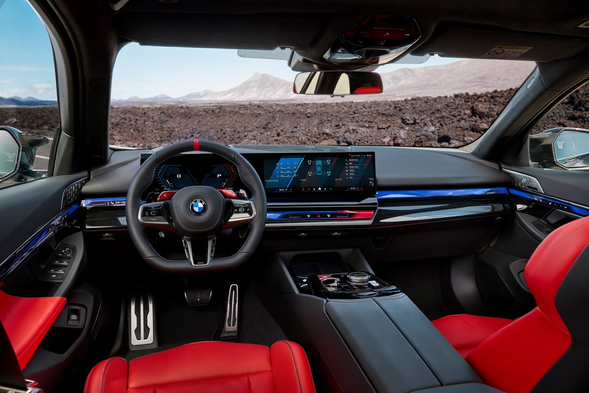 BMWGroupEspana's tweet photo. Llega el #BMWM5Touring, el tercer BMW M potenciado por el sistema M HYBRID, con una potencia máxima de 727 CV y un par máximo de 1.000 Nm. El lanzamiento al mercado será en noviembre de 2024; se producirá en la planta del Grupo BMW en Dingolfing.

#BMWM https://t.co/IwABHsdfXi