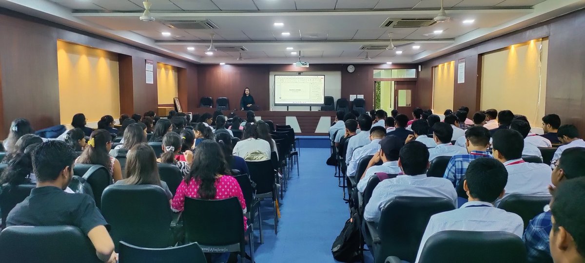 Smita Nachan tweet media