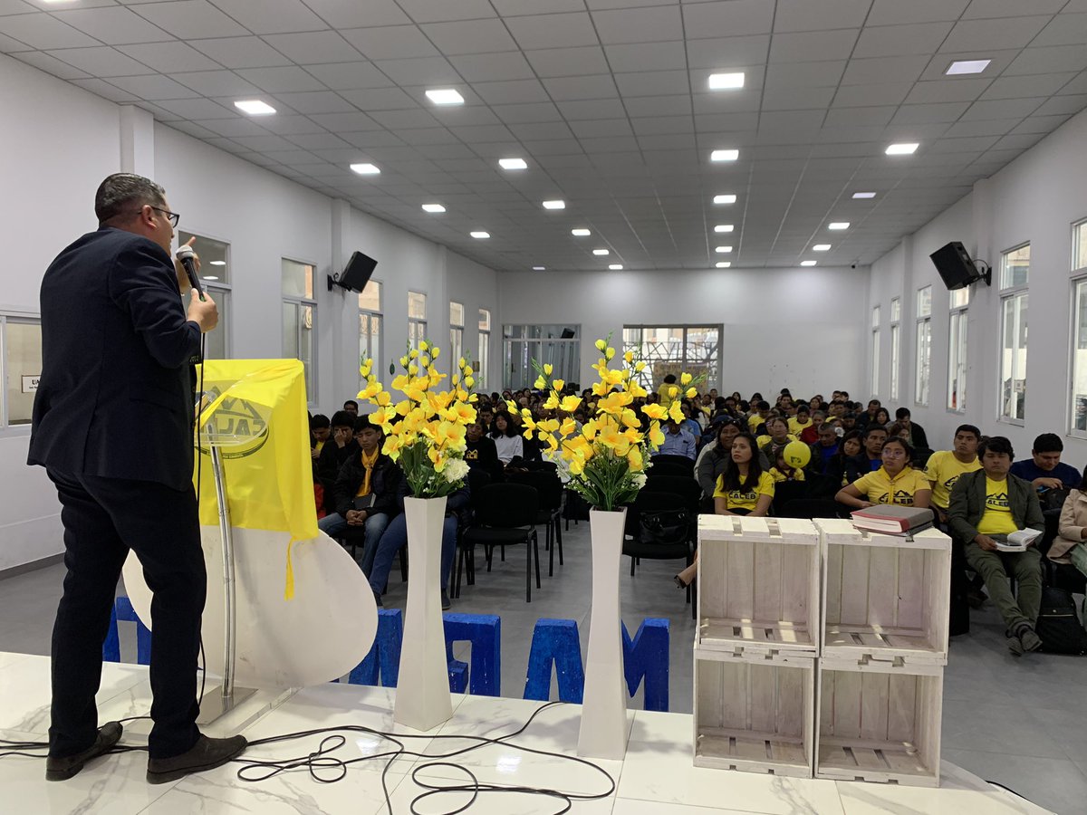 RubenRivera95's tweet photo. Hasta el próximo Misión Caleb! 
Feliz de haber compartido junto a grandes líderes un cierre especial de Misión Caleb! 🙏🏼😃 
Que Dios nos bendiga, no dejemos de seguir trabajando por las nuevas generaciones! 💛
@adventistasAPC  @AdventistasUPS https://t.co/zqgtCZLwyd