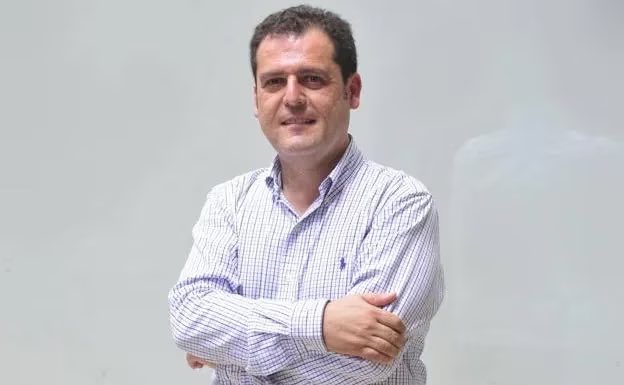 ⚫️ Desde el Colegio Oficial de Economistas de la Región de Murcia, queremos expresar nuestras condolencias por el fallecimiento de Paco Provencio, presidente de ENAE Alumni y del Foro Ilusionando. Nuestro más sincero pésame a familiares y amigos.